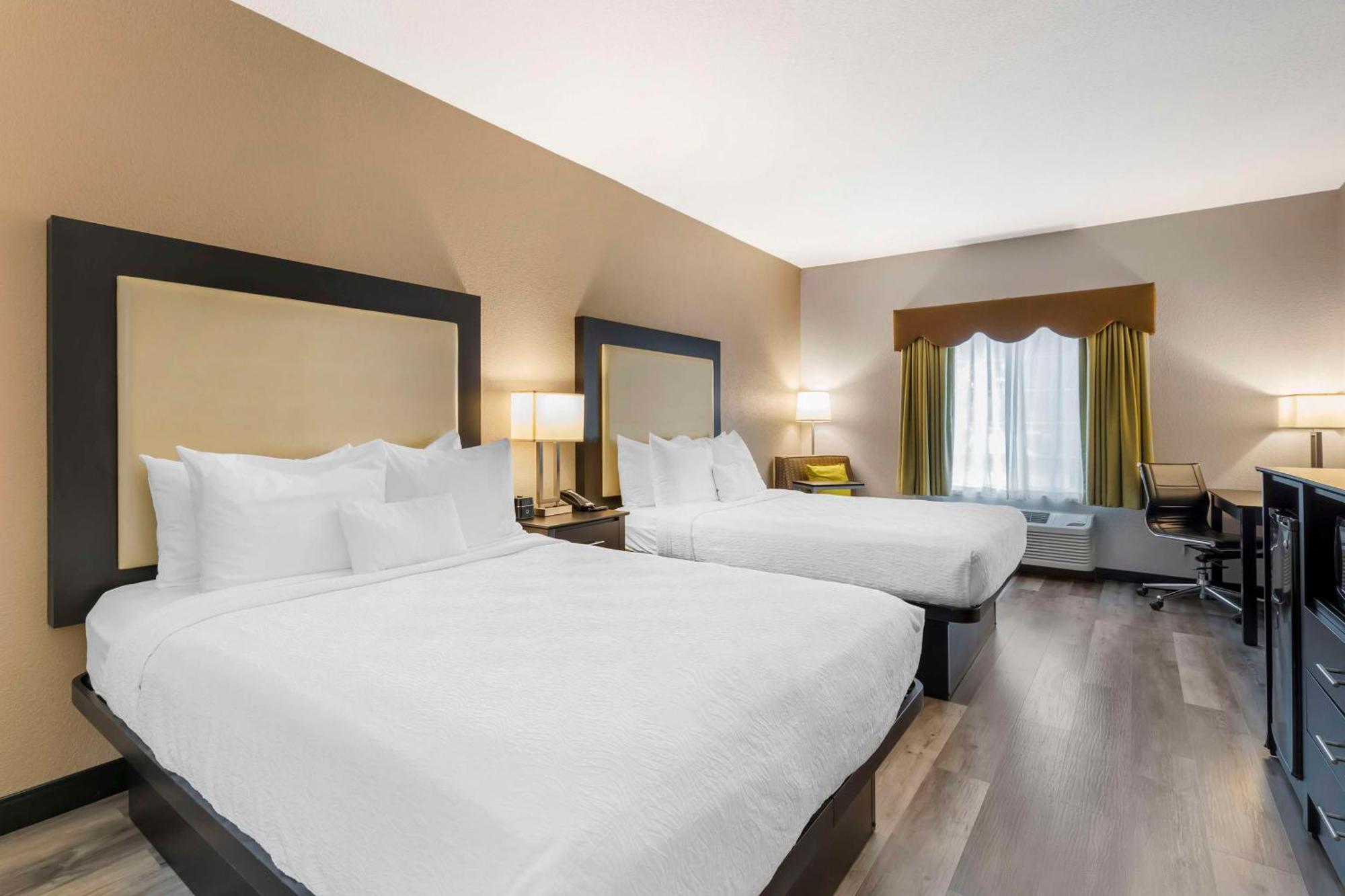 Best Western Plus Des Moines West Inn & Suites Clive Eksteriør bilde