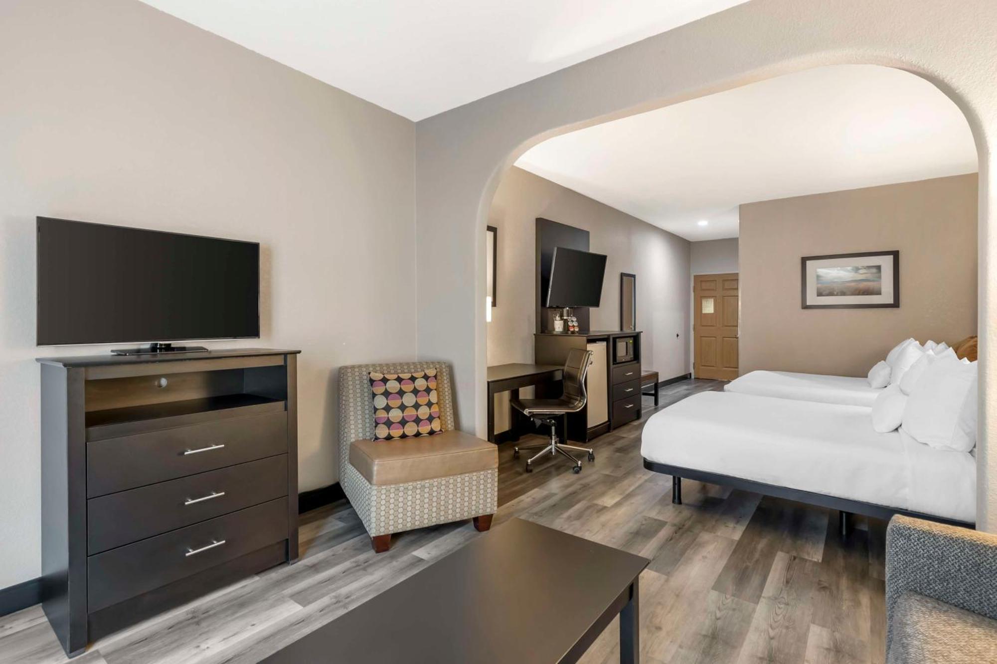 Best Western Plus Des Moines West Inn & Suites Clive Eksteriør bilde