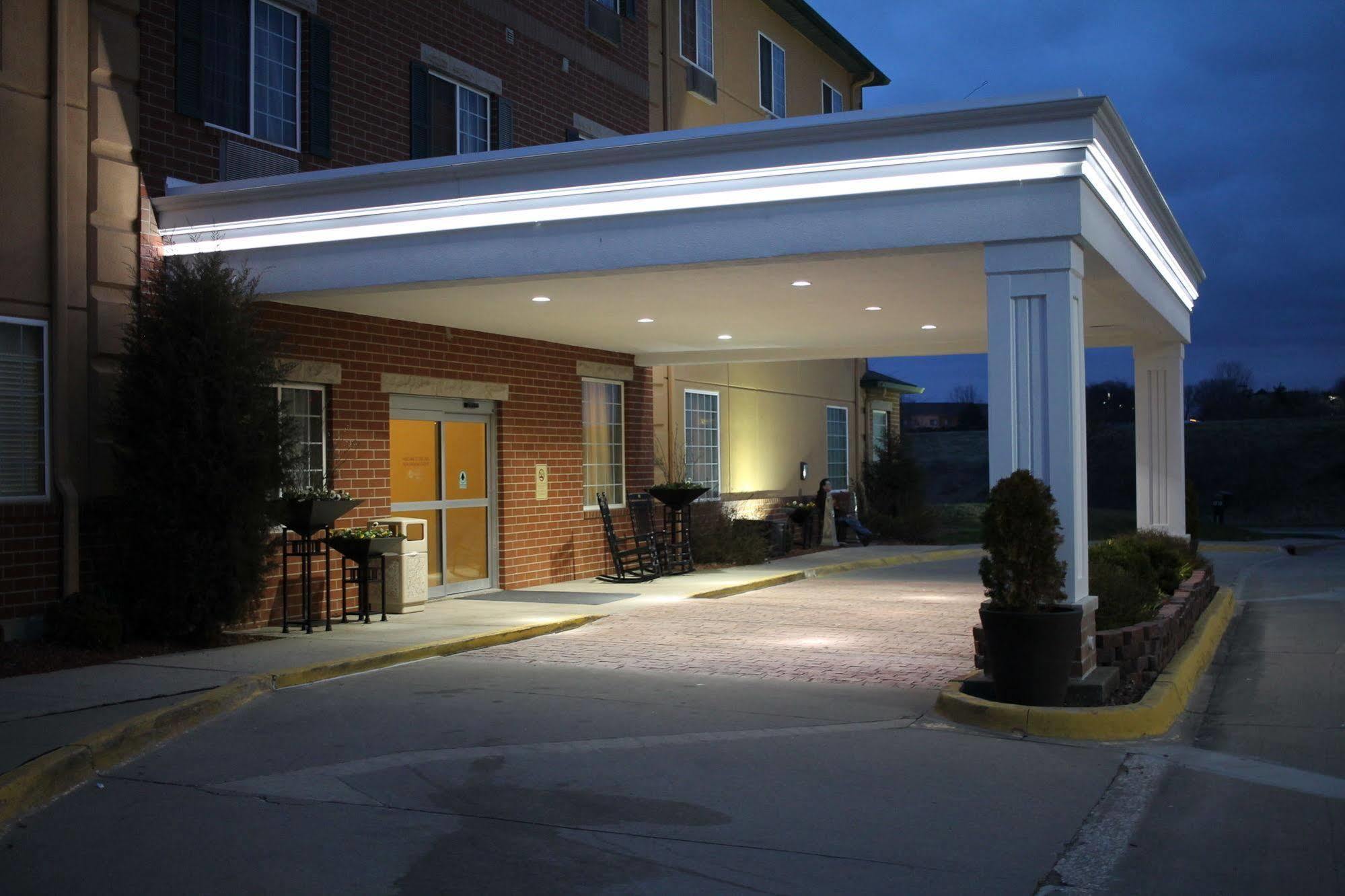 Best Western Plus Des Moines West Inn & Suites Clive Eksteriør bilde